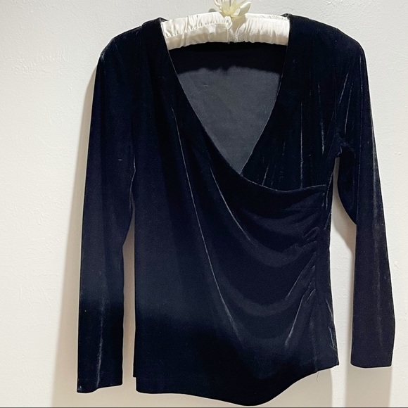 SOFT SURROUNDINGS Women’s Black Velvet Shapely Stretch Surplice Top - Picture 2 of 7
